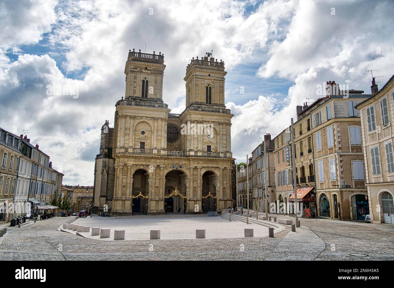 Sainte Marie Cathedral on the Way of St James and parts of the old town