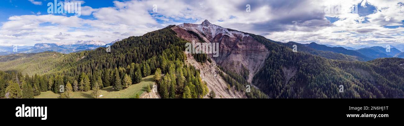 Aldeiner Weisshorn with canyon of the Bletterbach Gorge, aerial view, Fleimstaler Alpen, Deutschnofen, South Tyrol, Italy Stock Photo