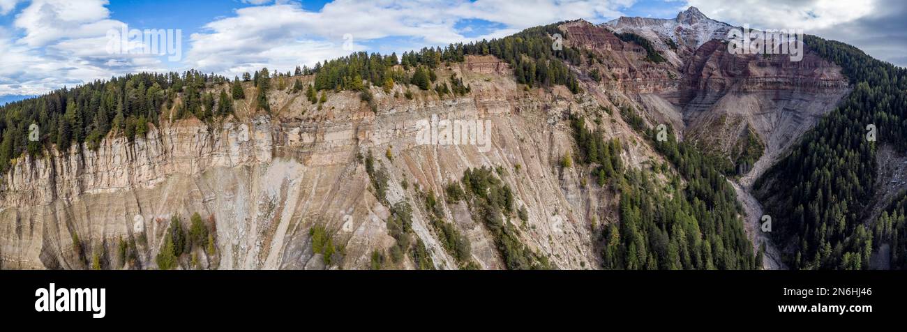 Aldeiner Weisshorn with geological layers in the canyon of the Bletterbach Gorge, aerial view, Fleimstaler Alpen, Deutschnofen, South Tyrol, Italy Stock Photo