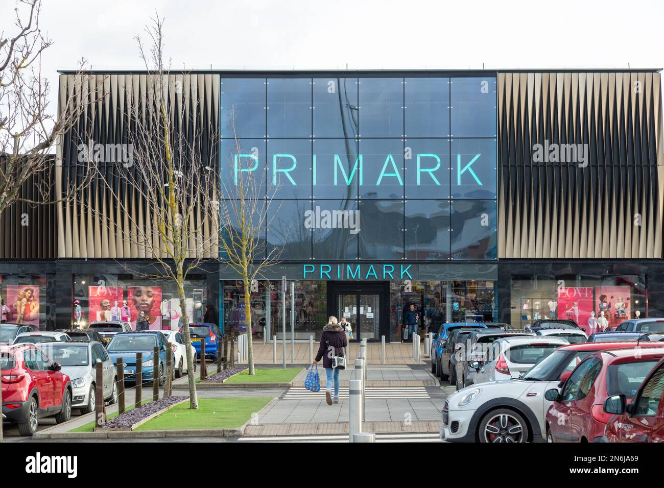 Primark store at fort kinnaird retail park Stock Photo Alamy