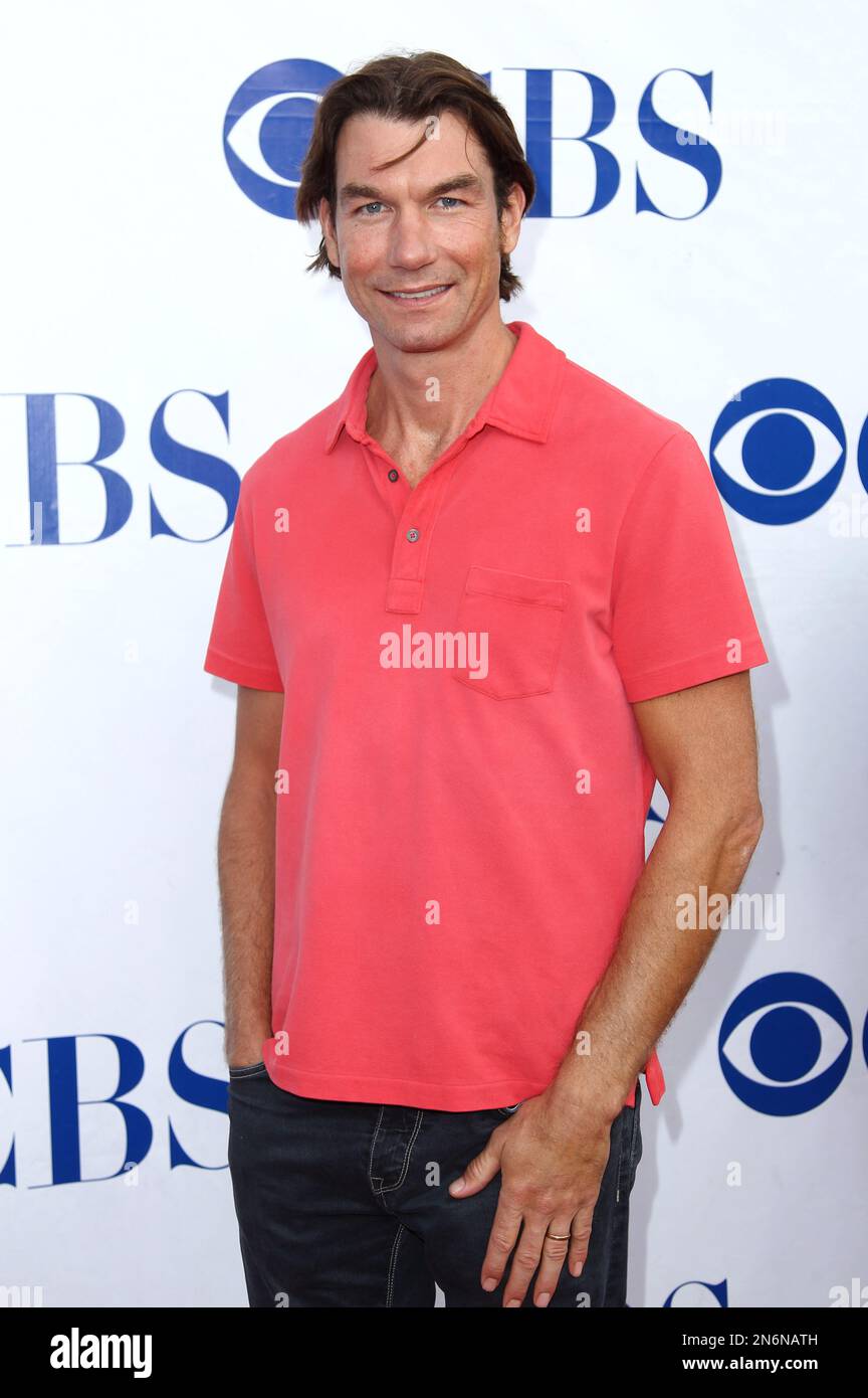 Jerry O’Connell arrives at CBS’s 1st National TV Dinner Night at the