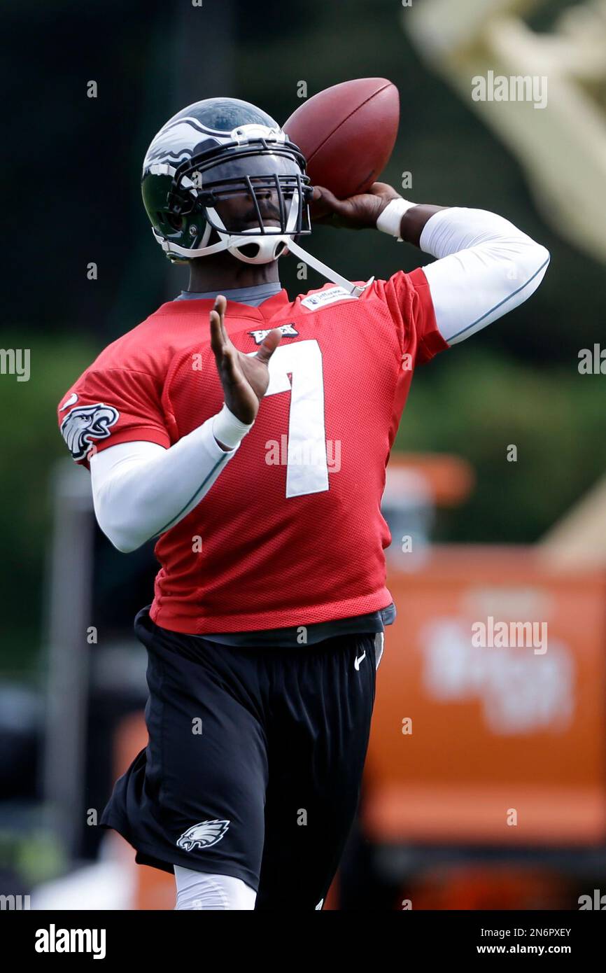 Philadelphia Eagles quarterback Michael Vick throws a pass during