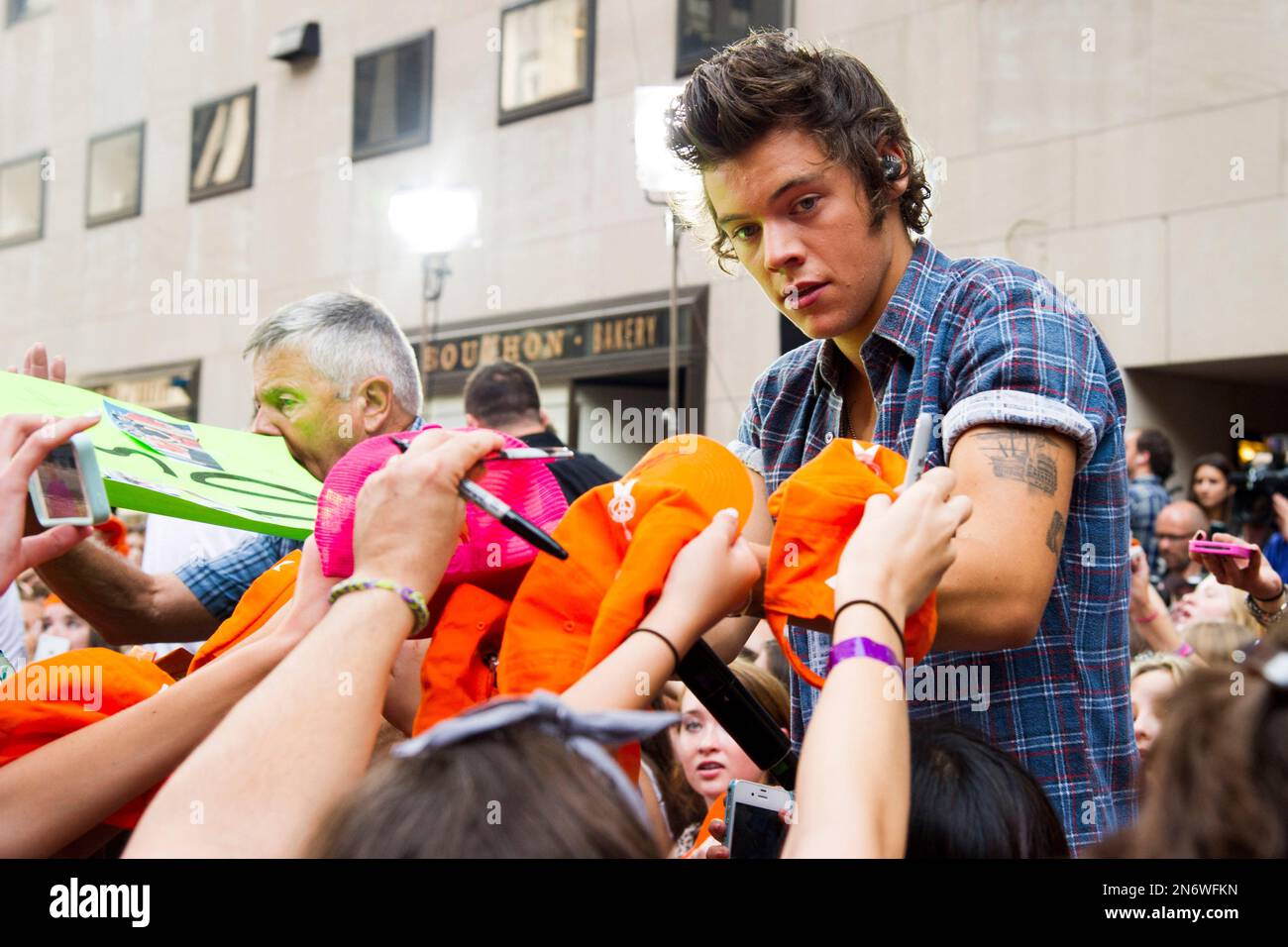 One Direction Signs Made By Fans