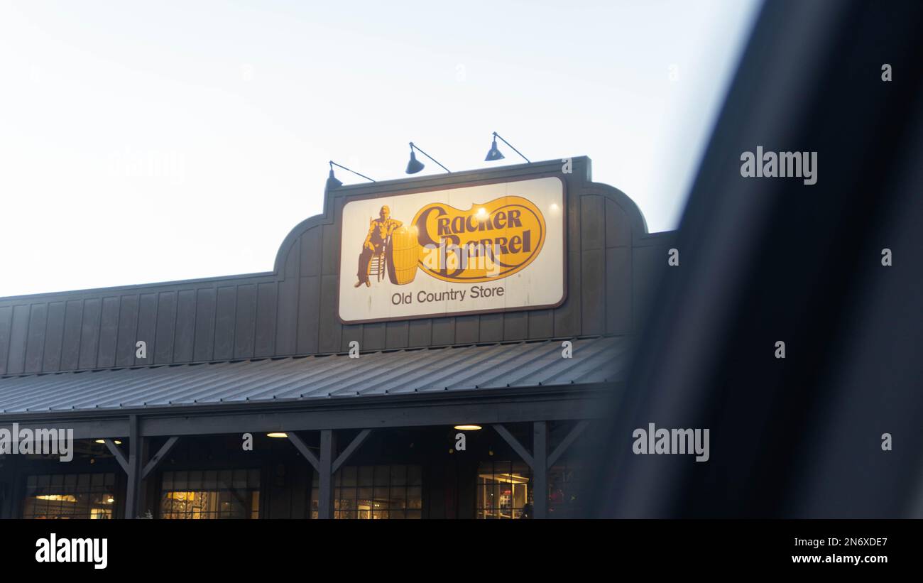 The front of Cracker Barrel restaurant with the logo Stock Photo Alamy