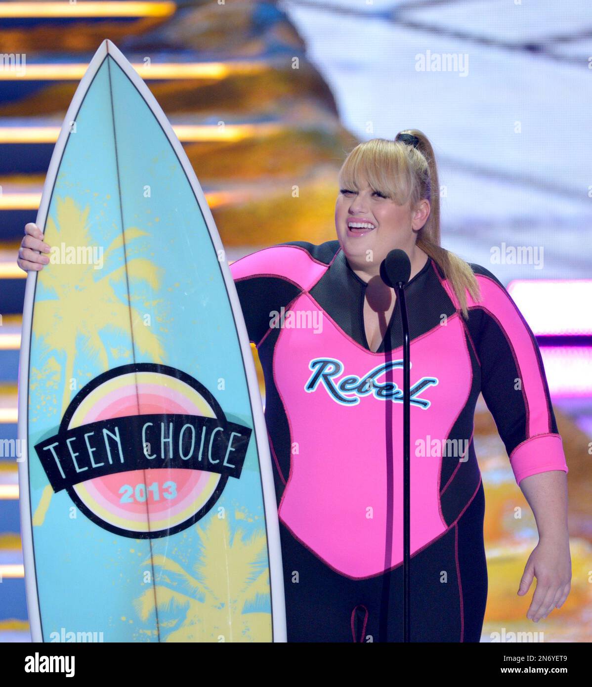 Rebel Wilson accepts the award for choice movie actress: comedy for ...