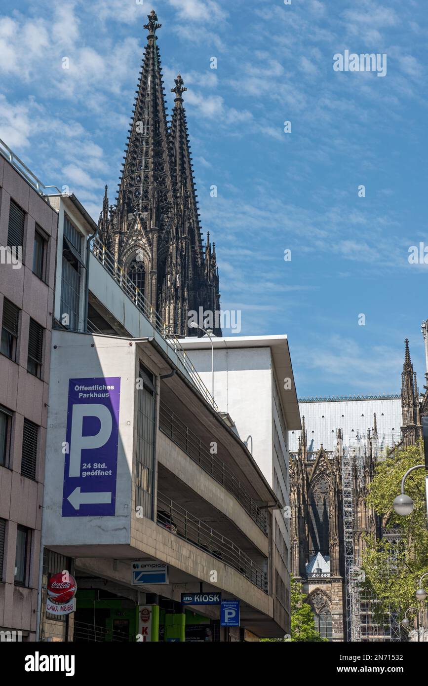 Cityscape cologne online