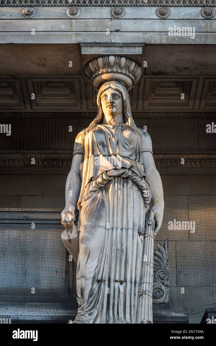 Caryatid at St Pancras Church, a Greek Revival church in St Pancras, built in 1819–22 to the designs of William and Henry William Inwood, London, Engl Stock Photo