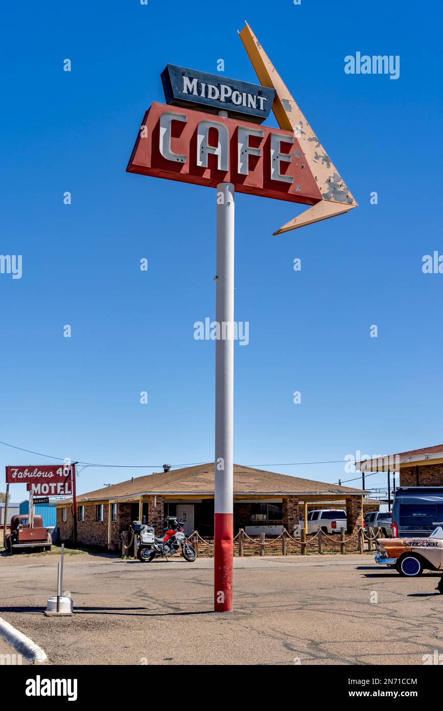 The Midpoint Cafe Along Route 66, America, USA Stock Photo Alamy
