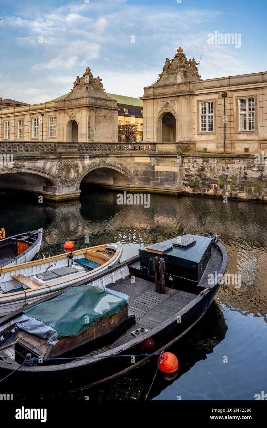 Christiansborg Palace, Copenhagen, Denmark Stock Photo - Alamy