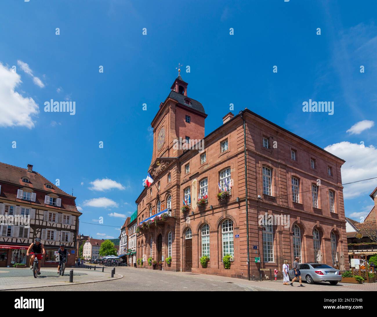 Wissembourg (Weißenburg), Town Hall, Old Town in Alsace (Elsass), Bas-Rhin  (Unterelsass), France Stock Photo - Alamy