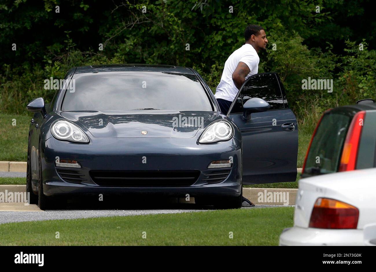 Baltimore Ravens running back Anthony Allen arrives at the team's ...