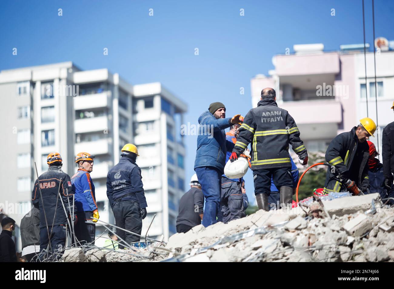 turkey earthquake, help turkey Stock Photo Alamy