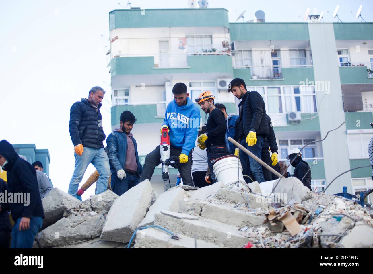 turkey earthquake, help turkey Stock Photo Alamy