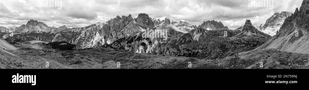 Scenic wild alpine landscape around the 3 Zinnen mountains, the dolomites in South Tirol Stock Photo