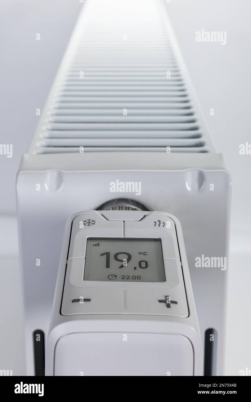 WLAN radiator thermostat FRITZ! DECT 302, display shows 1ö°C., on