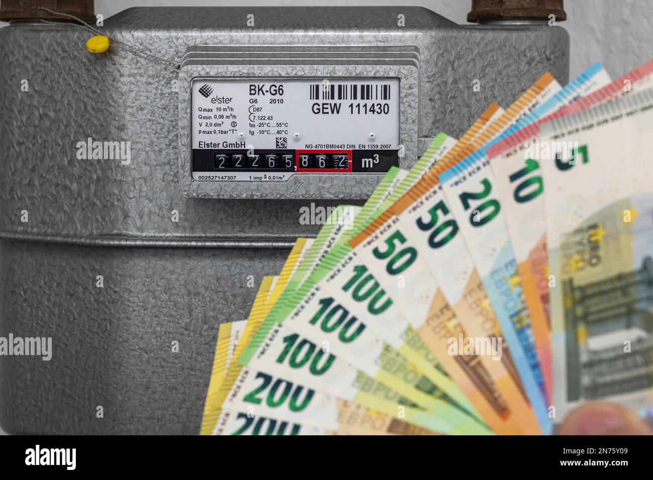 Gas meter in the basement, meter reading, gas consumption, reading