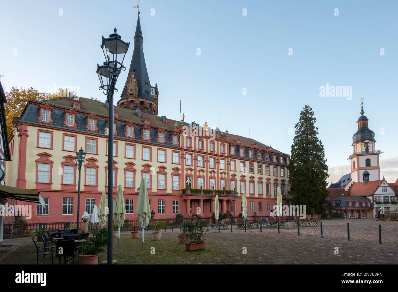 Germany, Hesse, Odenwaldkreis, Erbach, Odenwald, market place, Erbach Castle Stock Photo