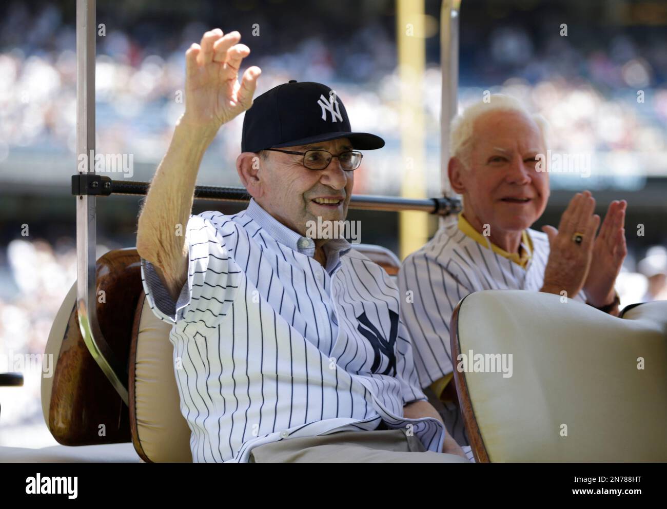 □ MLB Yankees Yogi Berra ぽろぽろ Whity Ford HOF