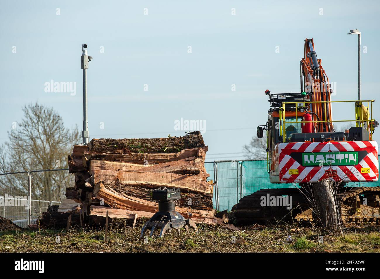 Hartwell, Aylesbury, UK. 5th February, 2023. HS2 were felling yet another row of trees in Hartwell. This week the Wildlife Trusts in their damning report about the High Speed 2 impact upon wildlife their Chief Executive Craig Bennett, said that 'This vast infrastructure project is taking a wrecking-ball to wildlife and communities are in despair at losing the wild places – the woods, meadows and wetlands that they love - they will never get these back. So HS2 Ltd must repair nature in a way that’s commensurate with the magnitude of the damage being caused'. They are calling on HS2 to pause all Stock Photo