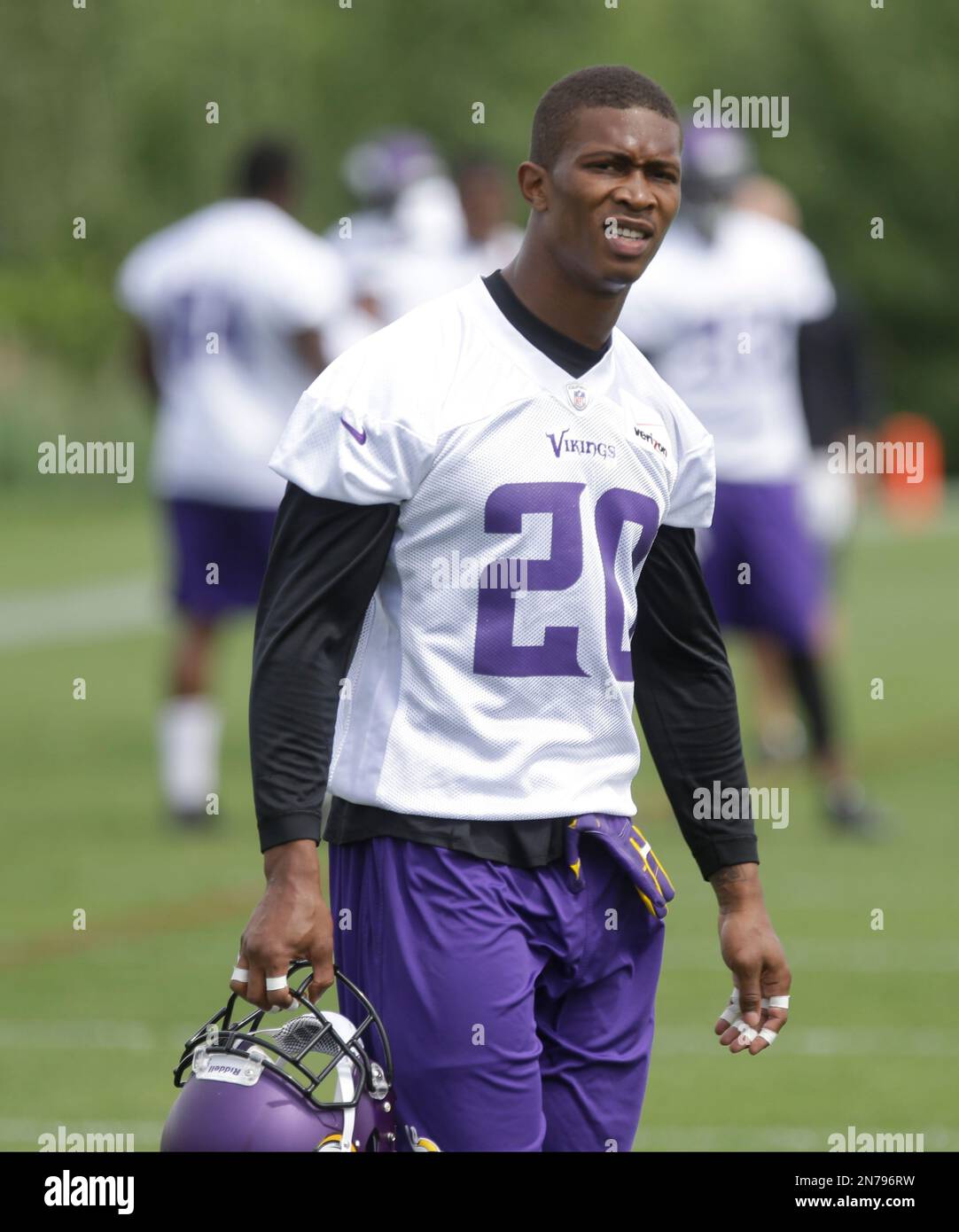Minnesota Vikings cornerback Chris Cook (20) is shown during the Vikings'  NFL football mini-camp, Thursday, June 20, 2013 in Eden Prairie, Minn. (AP  Photo/Jim Mone Stock Photo - Alamy