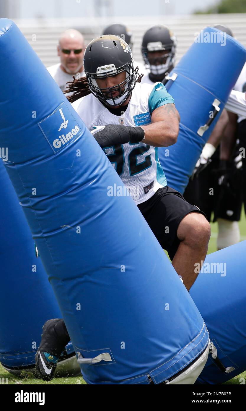 Jacksonville Jaguars defensive end Austen Lane (92) runs through a