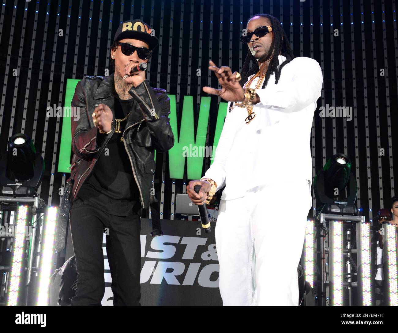 White Rapper Chainz Rapper 2 Chainz And Wiz Khalifa