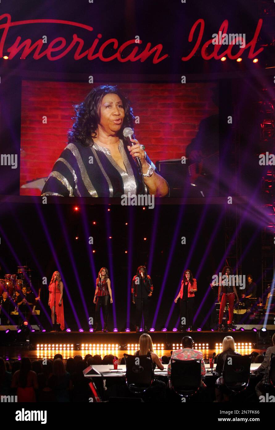 Janelle Arthur, on stage from left, Angie Miller, Candice Glover, Kree(02)