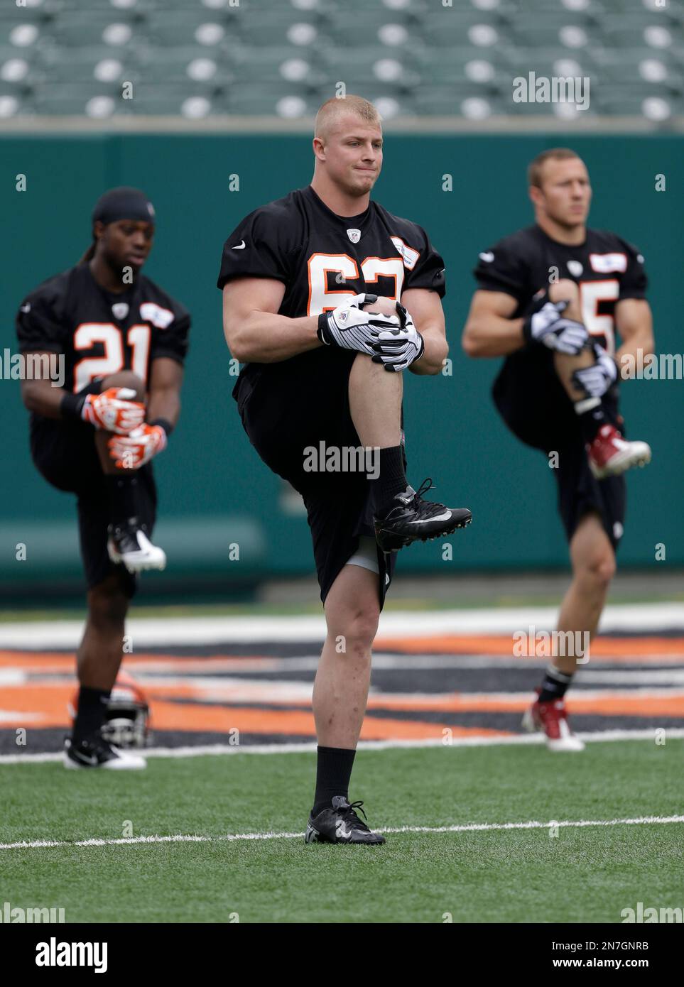 Cincinnati Bengals rookie defensive tackle Ekom Udofia (90) in action  during the NFL football team's rookie minicamp, Friday, April 30, 2010, in  Cincinnati. (AP Photo/Al Behrman Stock Photo - Alamy