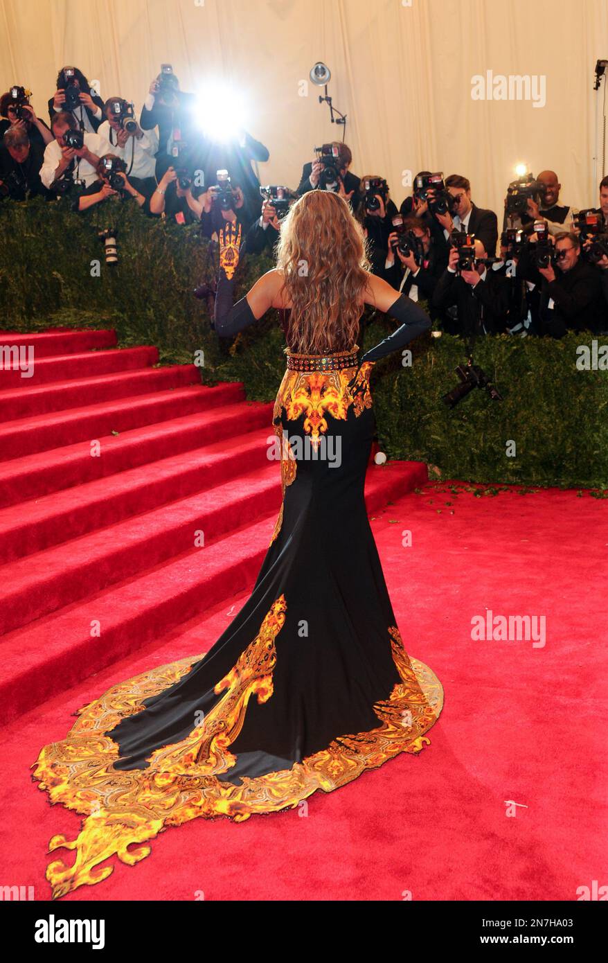 Singer Beyonce Knowles attends The Metropolitan Museum of Art Costume ...
