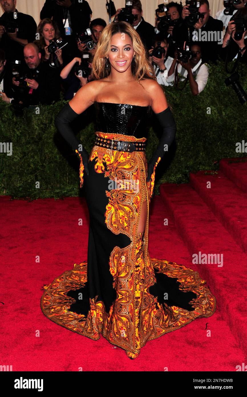 Beyonce attends The Metropolitan Museum of Art's Costume Institute ...