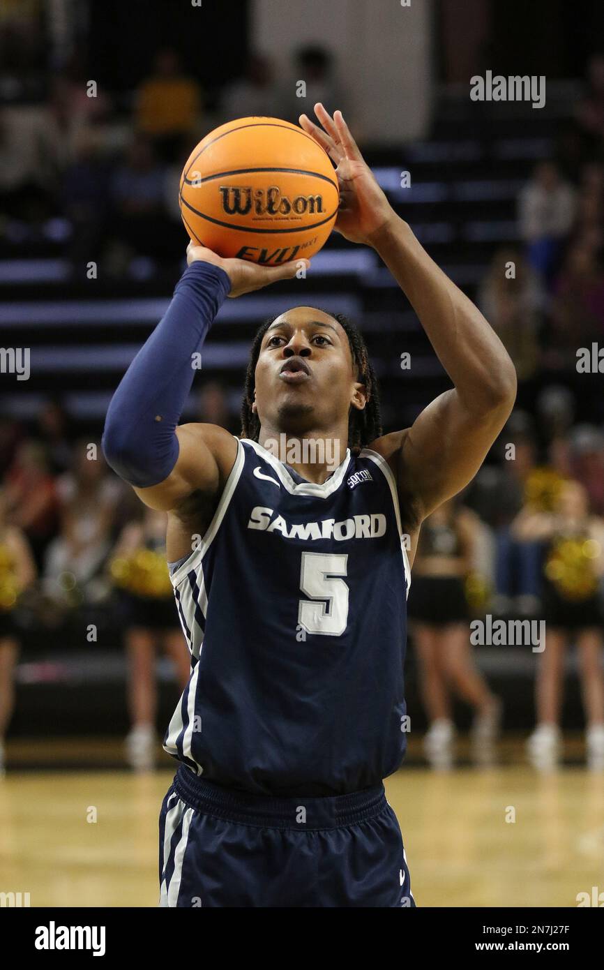 SPARTANBURG, SC - JANUARY 28: Samford Bulldogs guard AJ Staton-McCray (5)  during a college basketball game between the Samford Bulldogs and the  Wofford Terriers on January 28, 2023, at Jerry Richardson Indoor