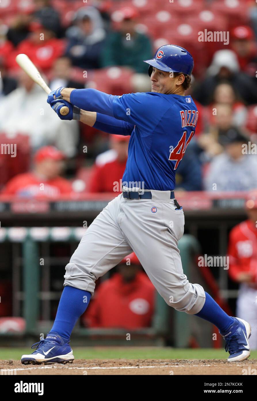 Chicago Cubs' Anthony Rizzo bats against the Cincinnati Reds in a ...