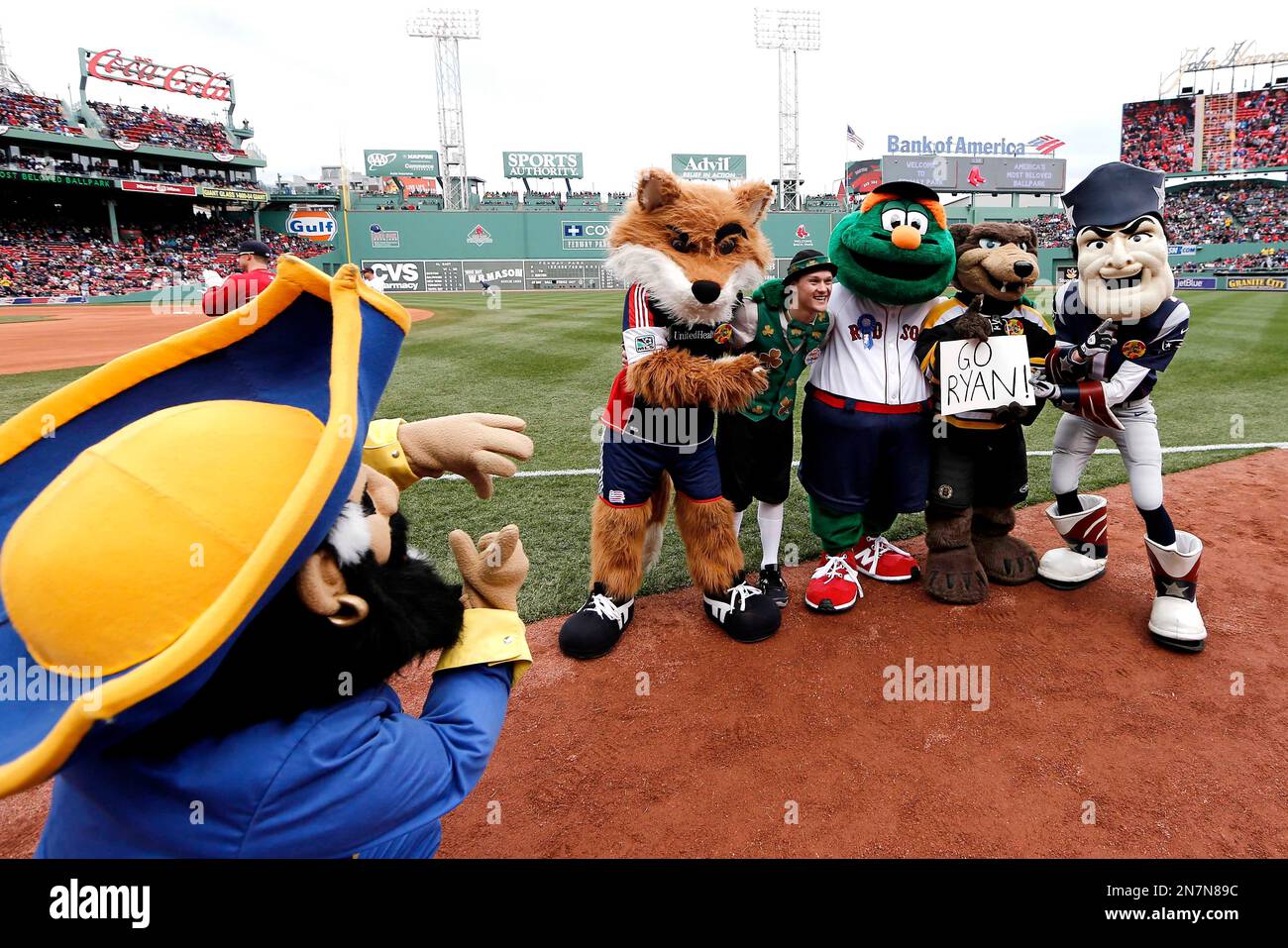 4 Wally the Green Monster, Boston Red Sox - 2016-03-29 - MLB's Most Popular  Mascots