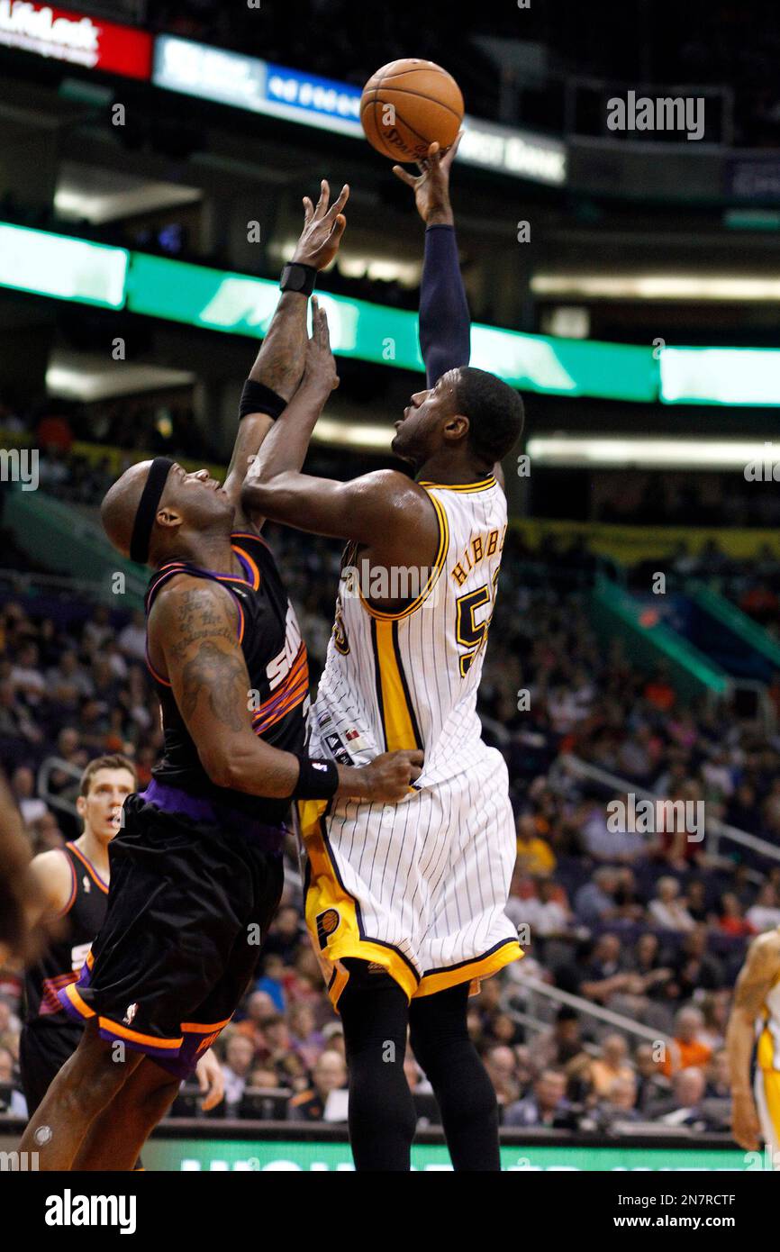 Phoenix Suns' Jermaine O'Neal,l eft, against Indiana Pacers' Roy Hibbert,  right, during an NBA basketball game Saturday, March 30, 21013, in Phoenix.  (AP Photo/Paul Connors Stock Photo - Alamy