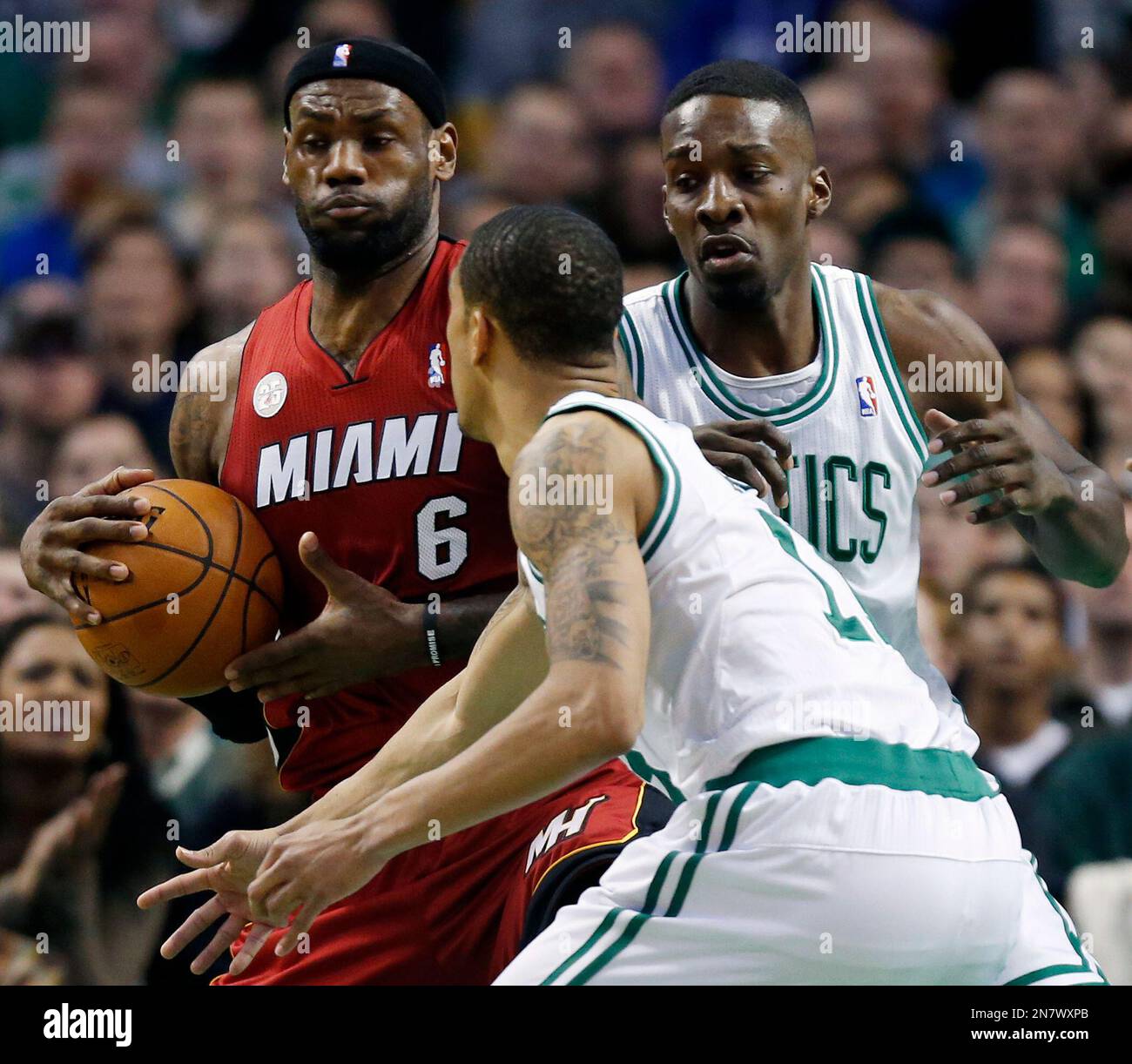 Mavericks Re-Sign Courtney Lee | Hoops Rumors, image size:1300x1222