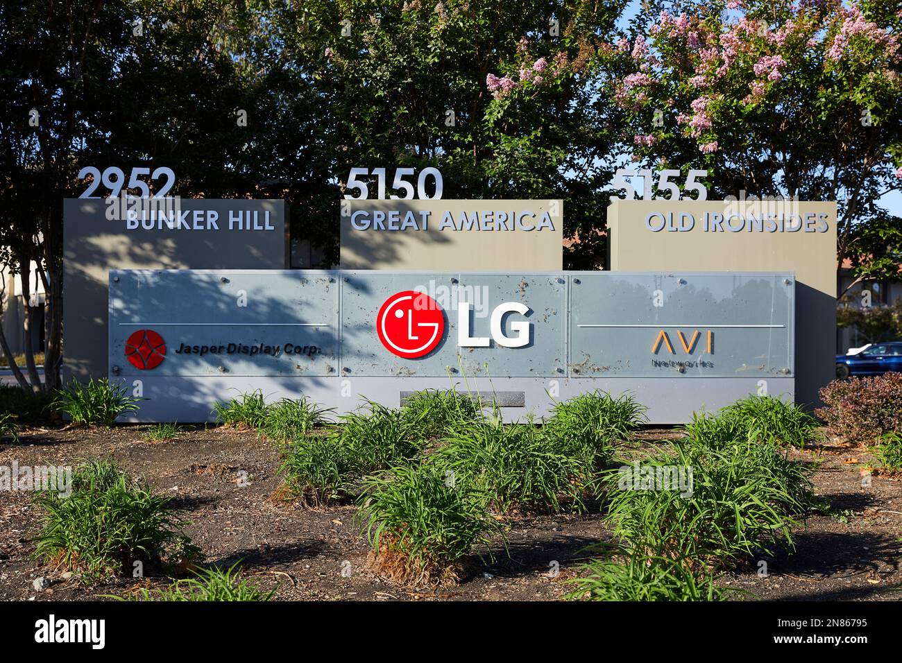 Jasper Display Corp., LG Silicon Valley Lab, Avi Networks, signs; Great America Pkwy, Santa Clara, California Stock Photo