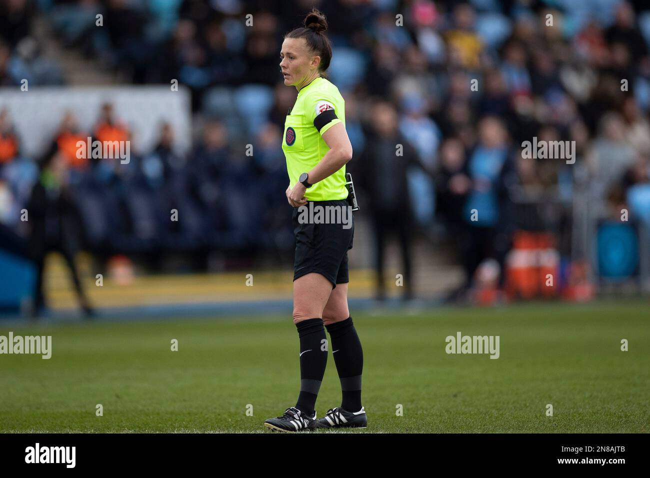 Referee Rebecca Welch during the Barclays FA Women's Super League match between Manchester City and Arsenal at the Academy Stadium, Manchester on Saturday 11th February 2023. (Photo: Mike Morese | MI News) Credit: MI News & Sport /Alamy Live News Stock Photo