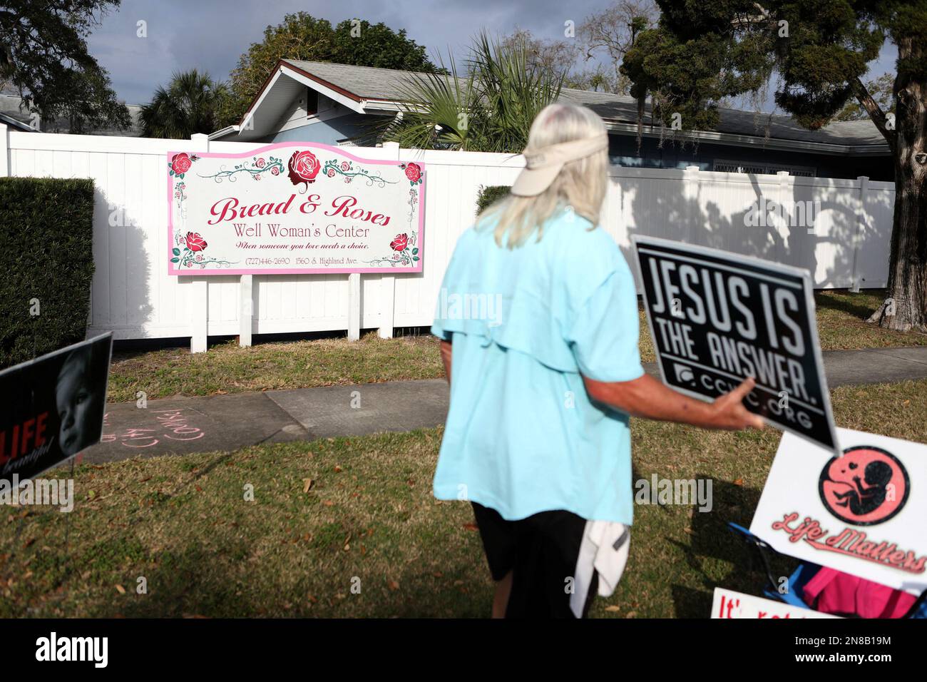 An anti-abortion activist demonstrates outside of Bread and Roses Woman's Health Center, a clinic that provides abortions in Clearwater, Florida, U.S. February 11, 2023.  REUTERS/Octavio Jones Stock Photo
