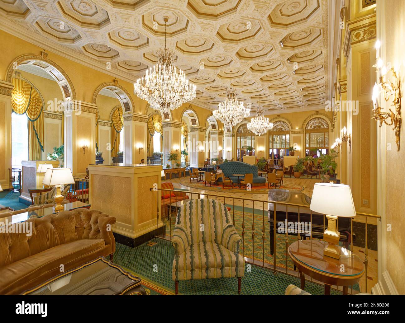 Reception area, Omni William Penn Hotel. The landmark hotel has been in operation since 1916. Stock Photo