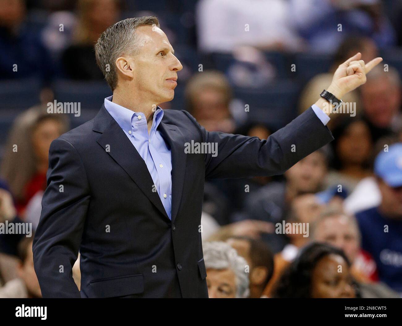 UPDATED: Charlotte Bobcats fire coach Mike Dunlap after one season