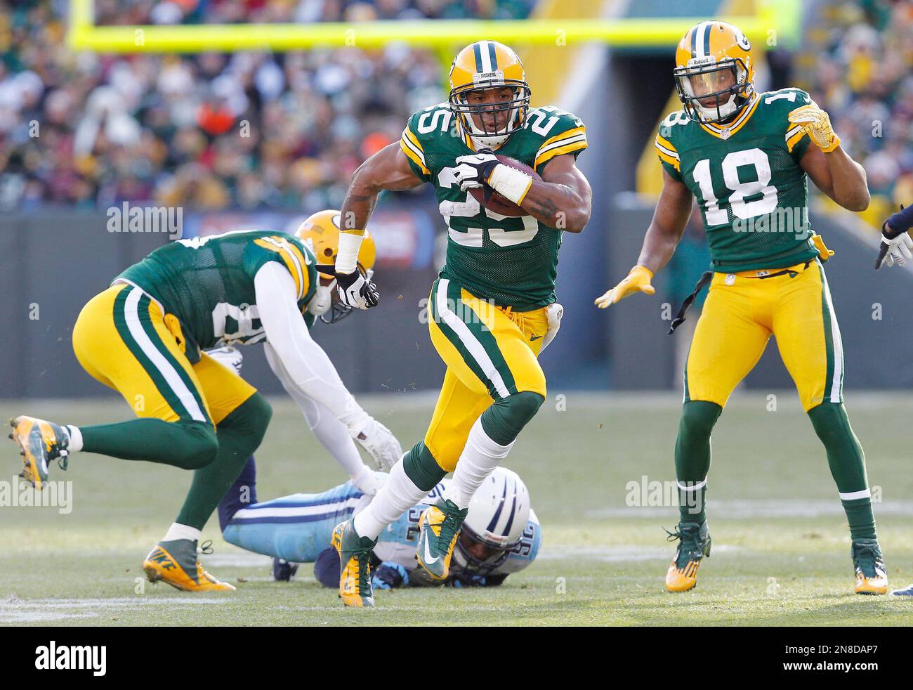 Green Bay Packers' Ryan Grant Runs During The First Half Of An Nfl 