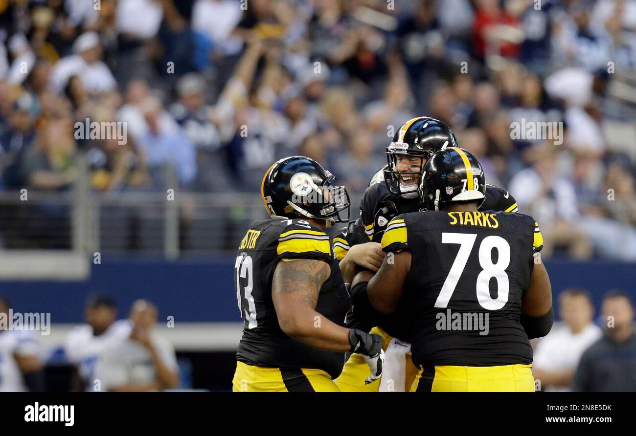 Pittsburgh Steelers Quarterback Ben Roethlisberger (7) Celebrates A ...