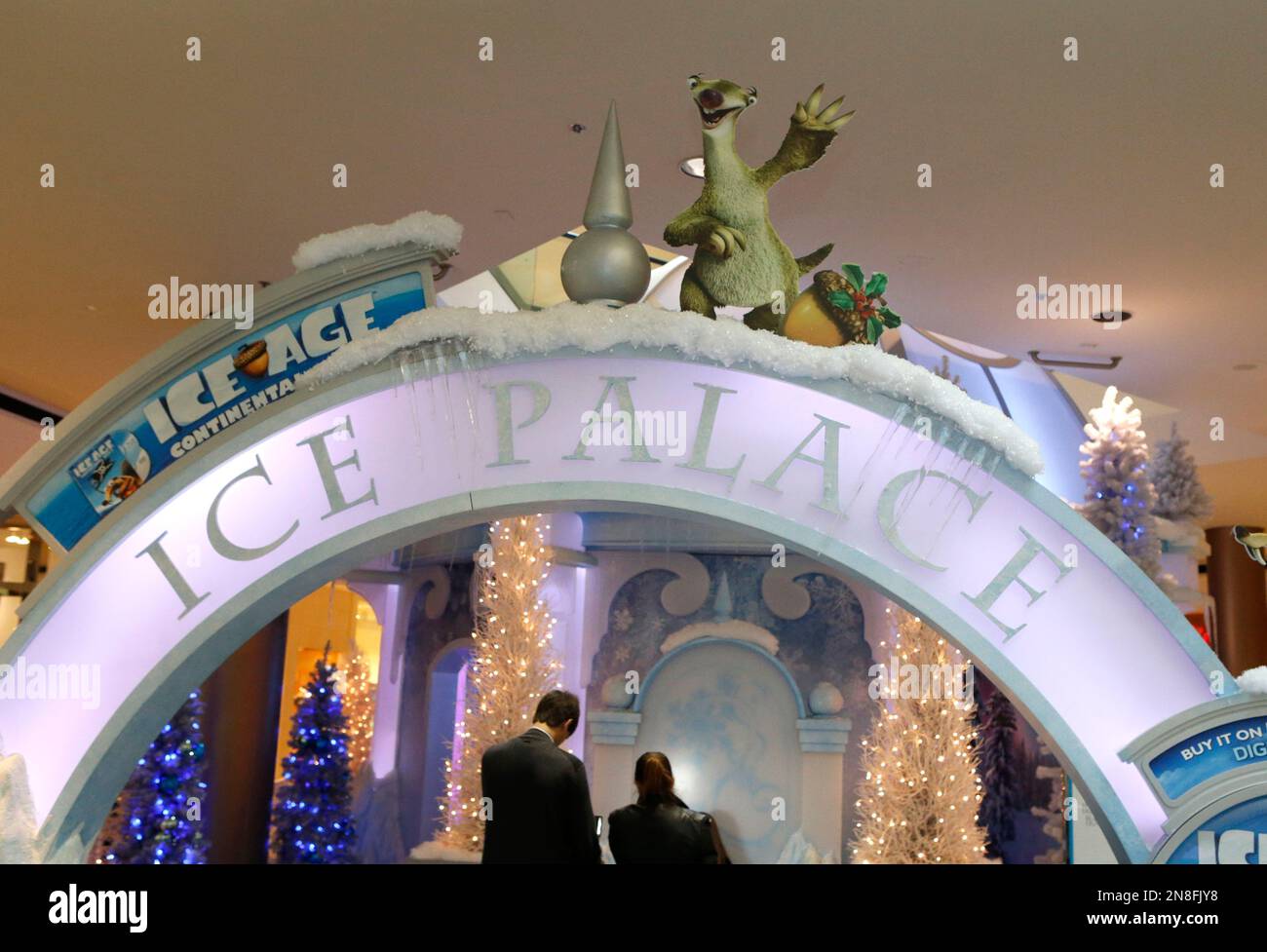 Beverly Center in Los Angeles, CA (The Taubman Company)