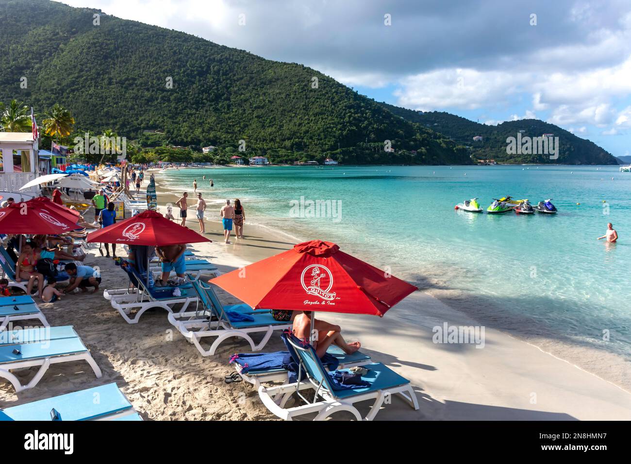 Quitos Gazebo & Inn sunbeds, Cane Garden Bay, Tortola, The British Virgin Islands (BVI), Lesser Antilles, Caribbean Stock Photo
