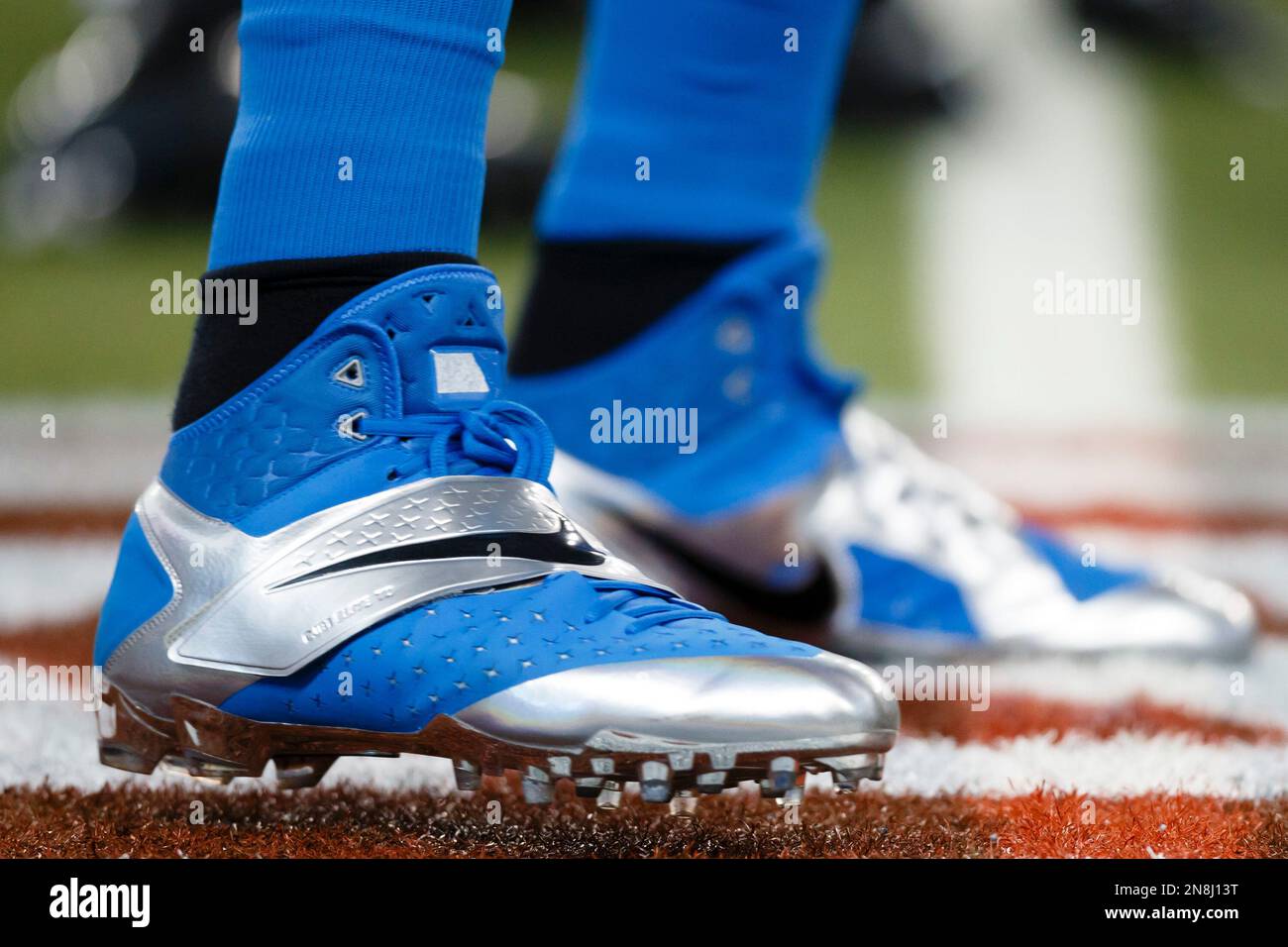 Detroit lions deals nike shoes