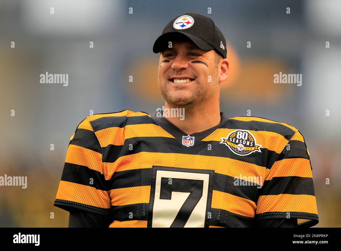 Pittsburgh Steelers quarterback Ben Roethlisberger has a laugh while  warming in the team's 1934 throwback uniforms before an NFL football game  against the Washington Redskins in Pittsburgh, Sunday, Oct. 28, 2012. (AP