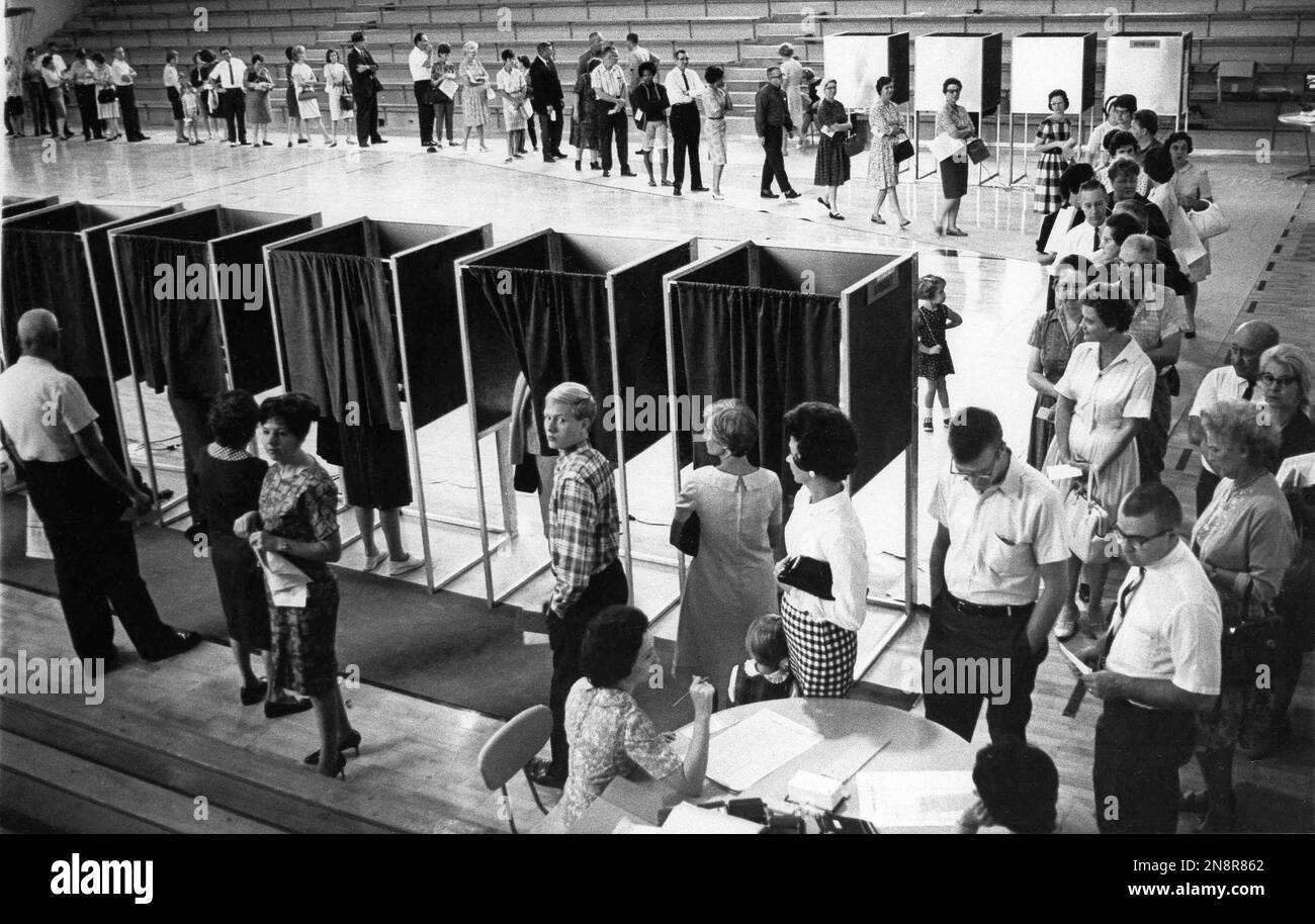 An unusually heavy turnout in the primary election created this long