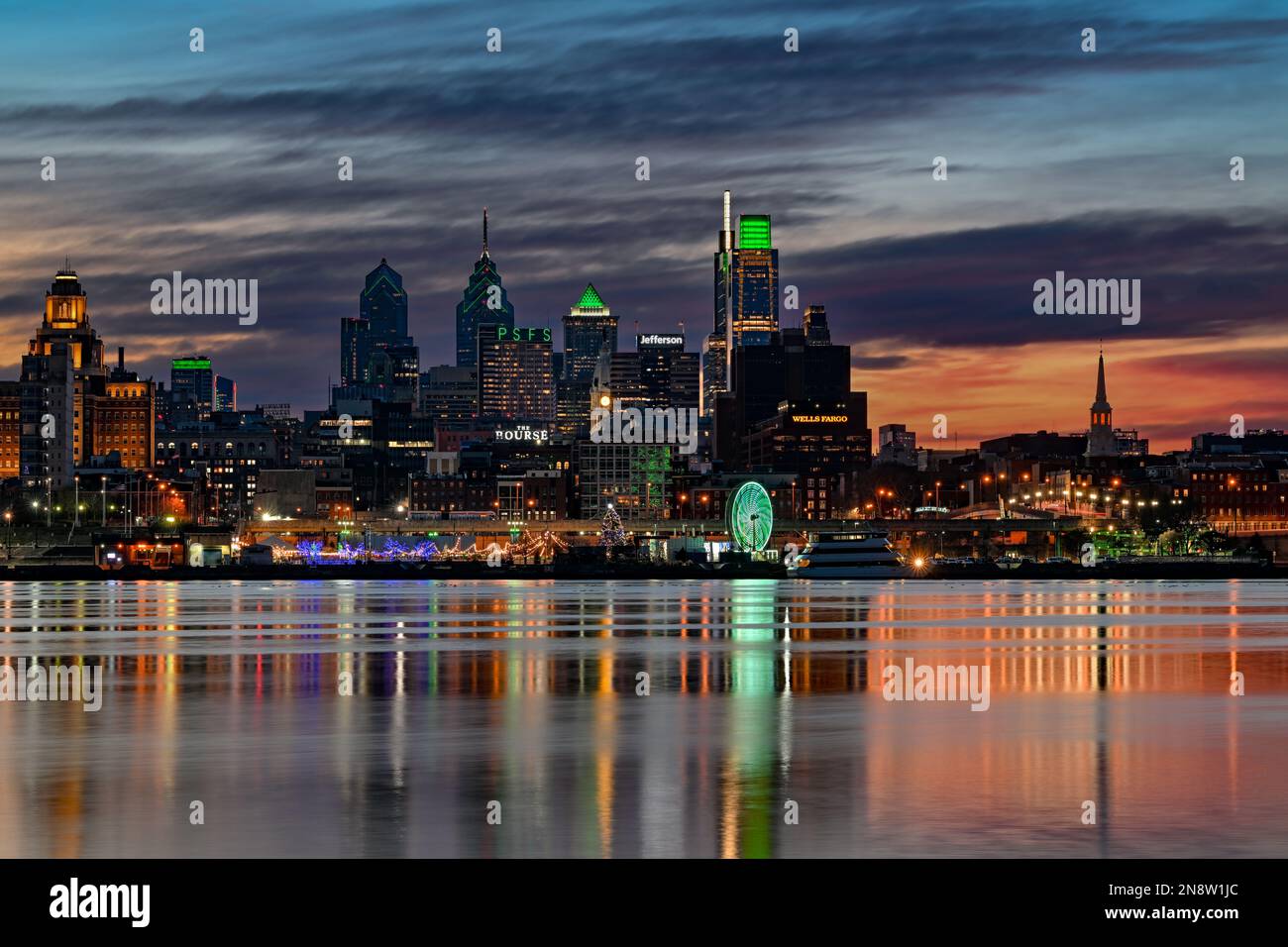 Boathouse row philadelphia hi-res stock photography and images 