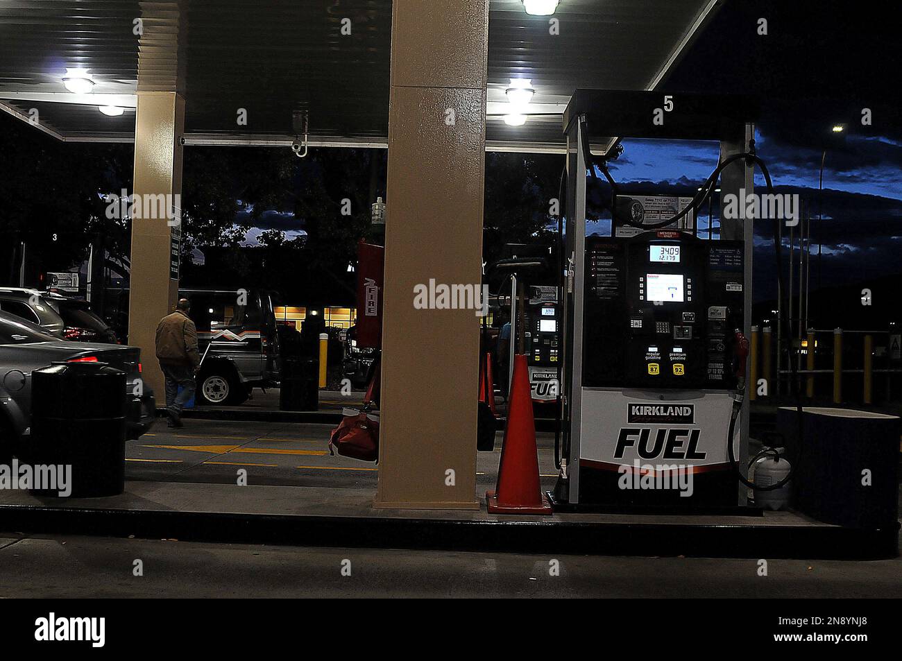 CLARKSTON/WASHINGTON//USA / 04.October 2019/ Costco wholesale gasoline