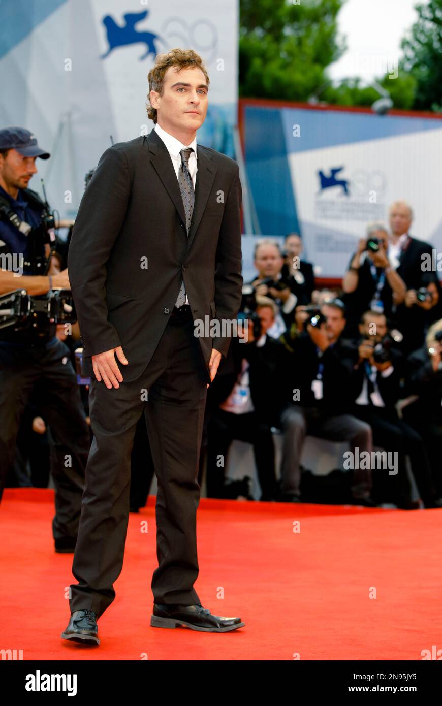 Actor Joaquin Phoenix arrives for the premiere of the movie 'The Master ...